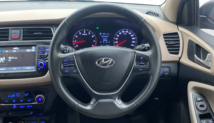 2020 Hyundai Elite i20 ASTA (O) CVT, Petrol, Automatic, 32,184 km, Steering Wheel Close Up