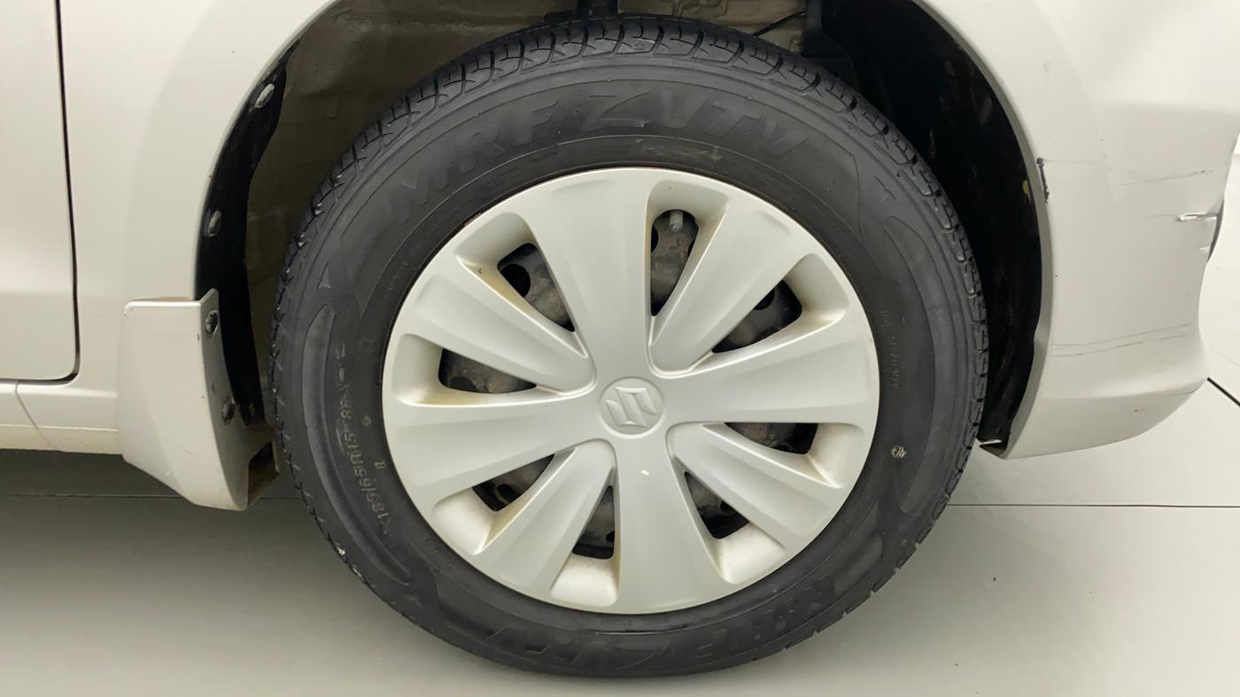 2016 Maruti Ertiga VXI, Petrol, Manual, 10,033 km, Right Front Wheel