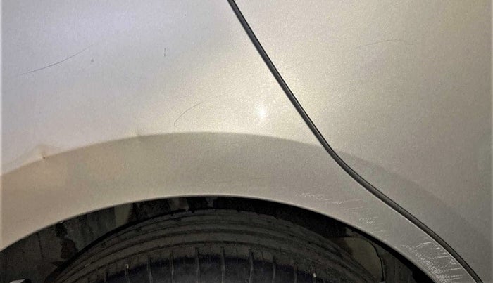 2018 Maruti Swift ZXI, Petrol, Manual, 47,142 km, Right quarter panel - Minor scratches