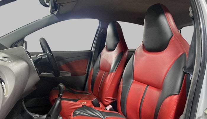 2011 Toyota Etios Liva VX, Petrol, Manual, 89,412 km, Right Side Front Door Cabin