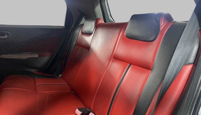 2011 Toyota Etios Liva VX, Petrol, Manual, 89,412 km, Right Side Rear Door Cabin