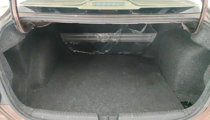 2019 Volkswagen Vento HIGHLINE PLUS 1.2 AT, Petrol, Automatic, 72,482 km, Boot Inside