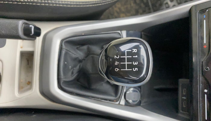 2021 Volkswagen TAIGUN HIGHLINE 1.0 TSI MT, Petrol, Manual, 42,890 km, Gear Lever