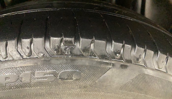 2021 Maruti XL6 ALPHA MT, Petrol, Manual, 41,745 km, Left Rear Tyre Tread