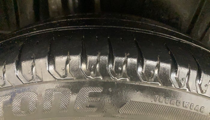 2021 Maruti XL6 ALPHA MT, Petrol, Manual, 41,745 km, Right Rear Tyre Tread