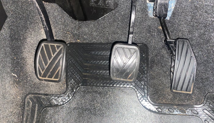 2021 Maruti XL6 ALPHA MT, Petrol, Manual, 41,745 km, Pedals