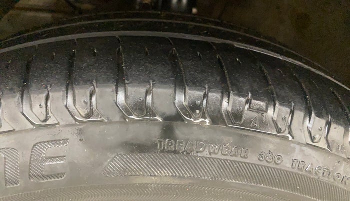 2021 Maruti XL6 ALPHA MT, Petrol, Manual, 41,745 km, Left Front Tyre Tread