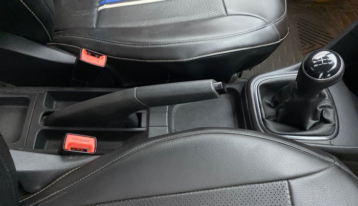 2019 Volkswagen Polo COMFORTLINE  CUP EDITION, Petrol, Manual, 95,158 km, Gear Lever