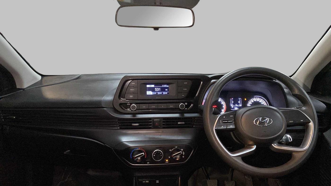 2022 Hyundai NEW I20 MAGNA 1.2 MT, Petrol, Manual, 27,953 km, Dashboard