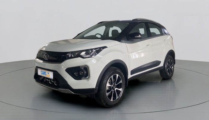 2021 Tata NEXON XZA PLUS (O) PETROL DUAL TONE, Petrol, Automatic, 24,218 km, Left Front Diagonal