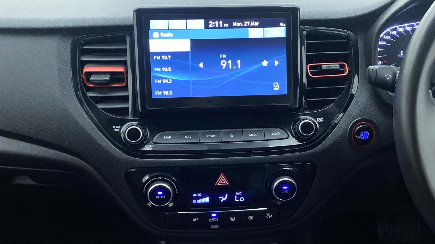 2020 Hyundai Verna SX (O) 1.0 TURBO DCT, Petrol, Automatic, 29,708 km, Air Conditioner