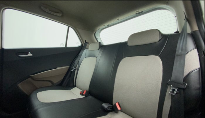2019 Hyundai Grand i10 SPORTZ 1.2 KAPPA VTVT, Petrol, Manual, 46,622 km, Right Side Rear Door Cabin