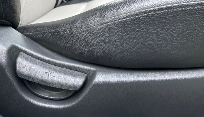 2019 Hyundai Grand i10 SPORTZ 1.2 KAPPA VTVT, Petrol, Manual, 46,622 km, Driver Side Adjustment Panel