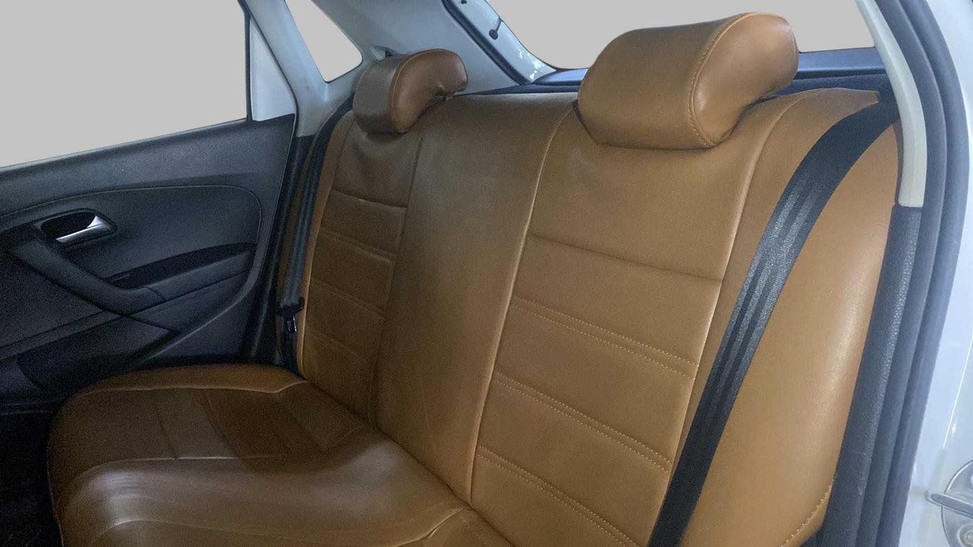 2021 Volkswagen Polo COMFORTLINE 1.0L TSI AT, Petrol, Automatic, 27,528 km, Right Side Rear Door Cabin