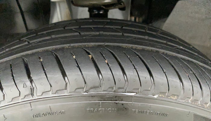 2021 Renault Kiger RXZ 1.0 MT, Petrol, Manual, 7,450 km, Left Front Tyre Tread