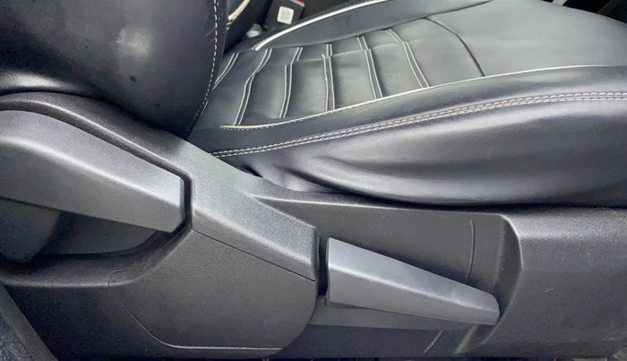 2021 Renault Kiger RXZ 1.0 MT, Petrol, Manual, 7,450 km, Driver Side Adjustment Panel