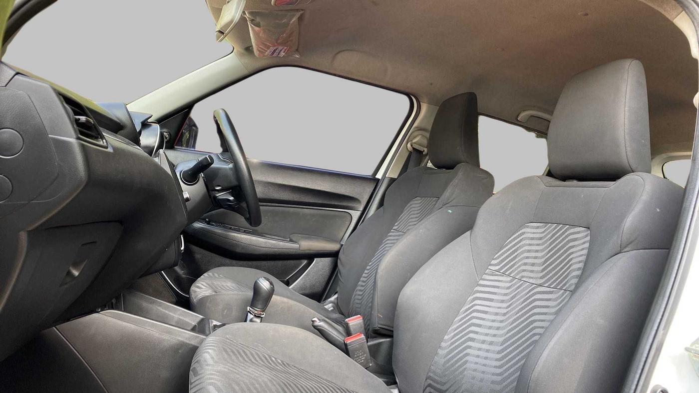 2018 Maruti Swift VXI, Petrol, Manual, 84,823 km, Right Side Front Door Cabin