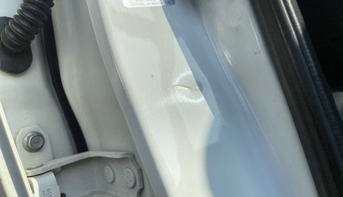 2018 Maruti Swift VXI, Petrol, Manual, 84,823 km, Right B pillar - Slightly dented