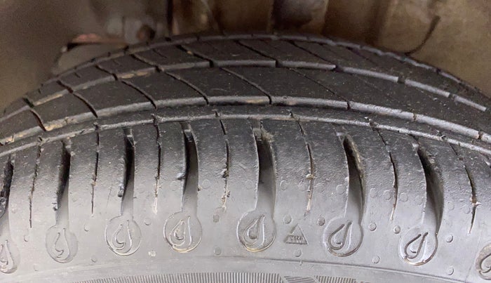 2021 Tata Tiago XE PETROL, Petrol, Manual, 25,238 km, Left Front Tyre Tread