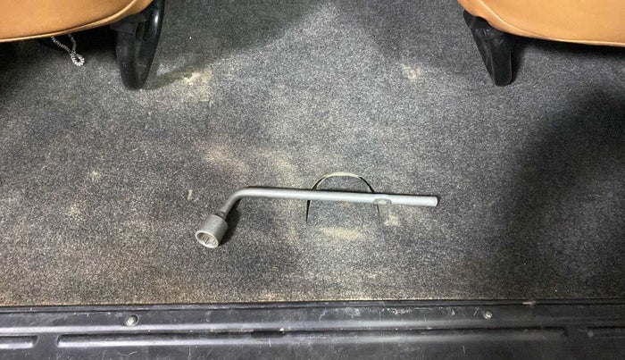 2018 Mahindra Scorpio S11 2WD, Diesel, Manual, 56,707 km, Dicky (Boot door) - Jack/Tool not available