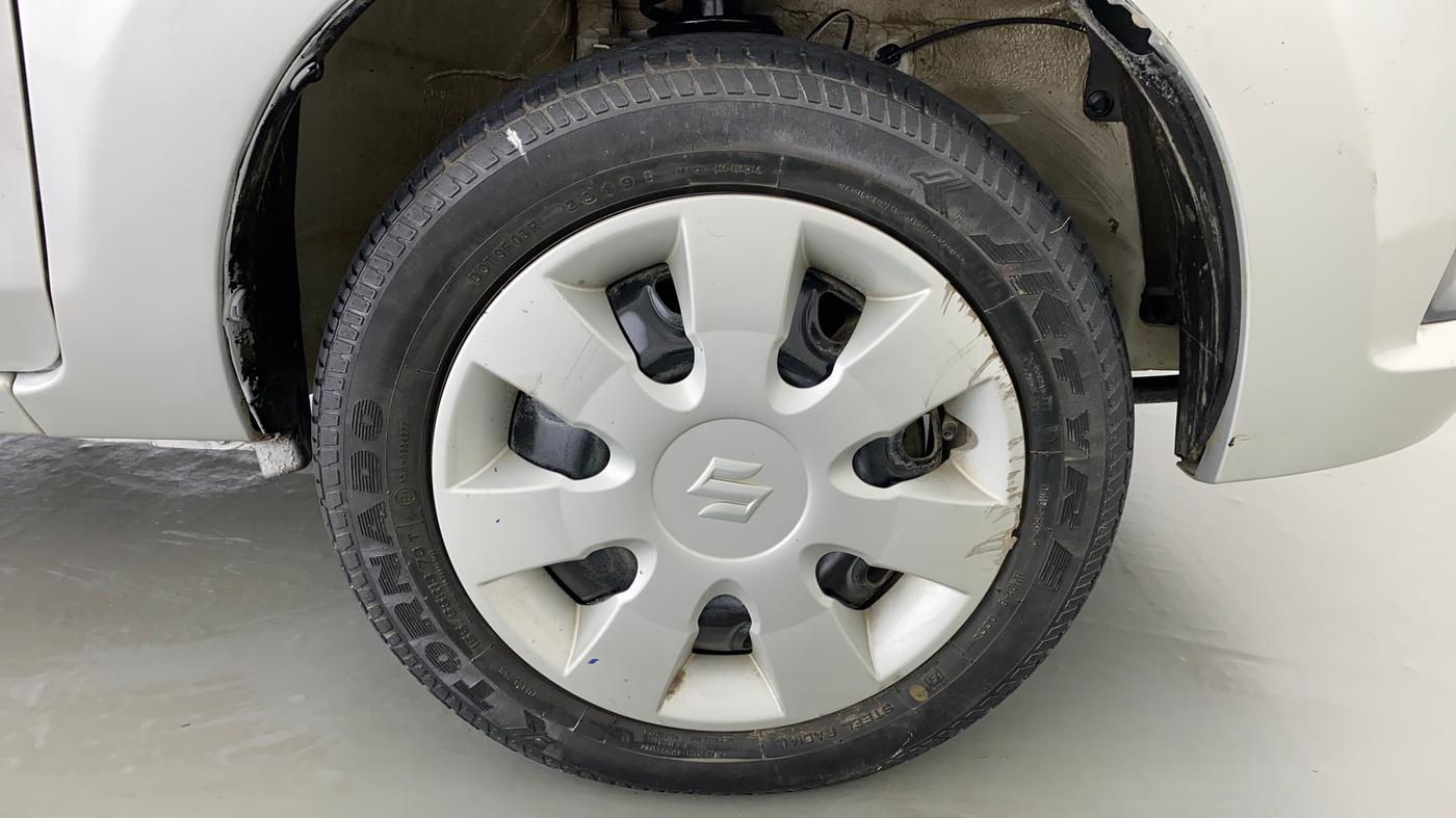 2019 Maruti Alto K10 VXI, CNG, Manual, 31,708 km, Right Front Wheel