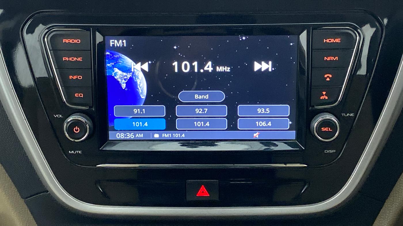 2018 Mahindra TUV300 T10 AMT, Diesel, Automatic, 56,552 km, Infotainment System