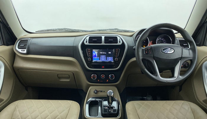 2018 Mahindra TUV300 T10 AMT, Diesel, Automatic, 56,552 km, Dashboard