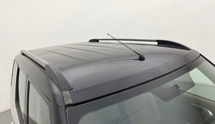 2018 Mahindra TUV300 T10 AMT, Diesel, Automatic, 56,552 km, Roof