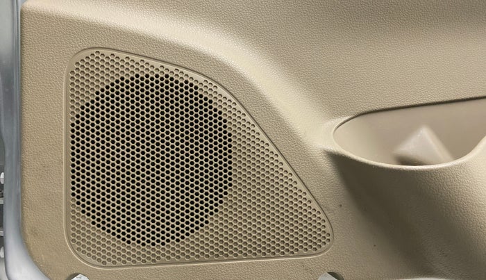 2018 Mahindra TUV300 T10 AMT, Diesel, Automatic, 56,552 km, Speaker