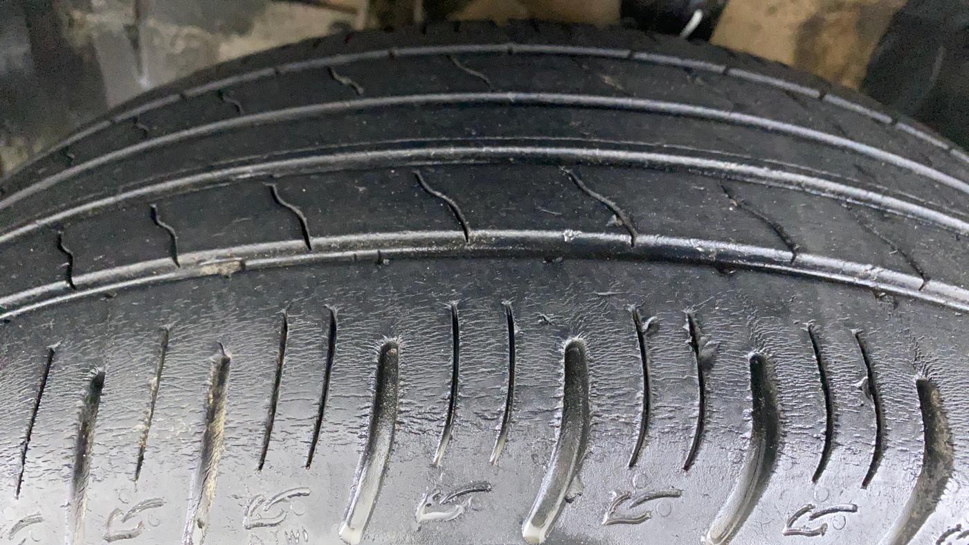 2018 Maruti Vitara Brezza ZDI PLUS AMT, Diesel, Automatic, 61,669 km, Left Front Tyre Tread