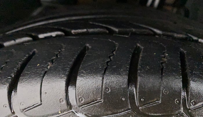 2019 Ford Ecosport TITANIUM + 1.5L PETROL AT, Petrol, Automatic, 13,520 km, Left Front Tyre Tread