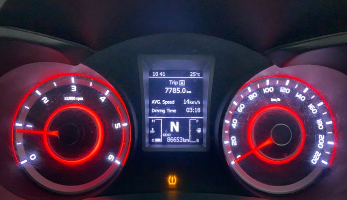 2019 Mahindra XUV300 W8(O), Diesel, Manual, 86,652 km, Odometer Image