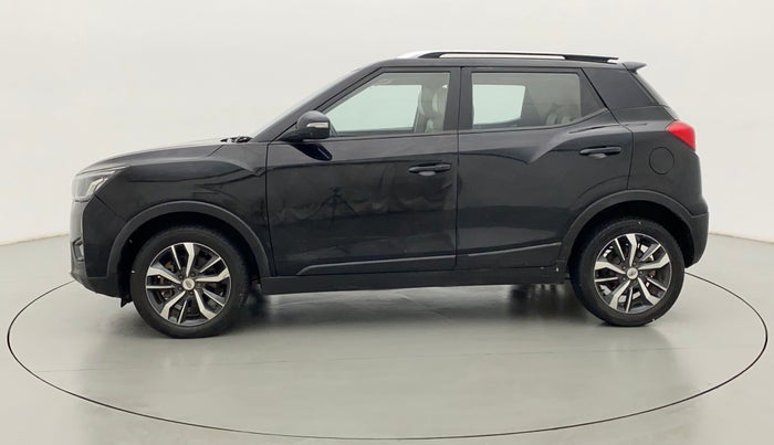 2019 Mahindra XUV300 W8(O), Diesel, Manual, 86,652 km, Left Side