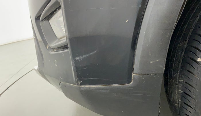 2019 Mahindra XUV300 W8(O), Diesel, Manual, 86,652 km, Front bumper - Minor scratches