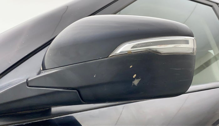 2019 Mahindra XUV300 W8(O), Diesel, Manual, 86,652 km, Left rear-view mirror - Folding motor not working