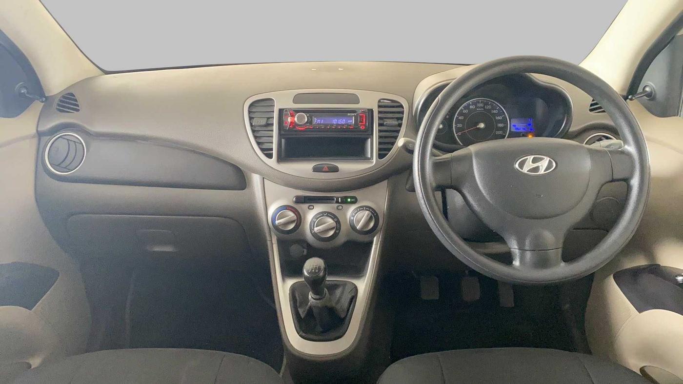 2014 Hyundai i10 MAGNA 1.1, Petrol, Manual, 79,304 km, Dashboard