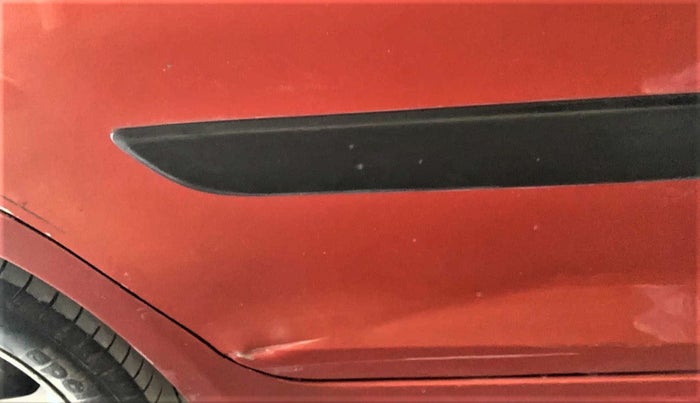 2014 Maruti Swift ZDI, Diesel, Manual, 64,541 km, Right rear door - Minor scratches