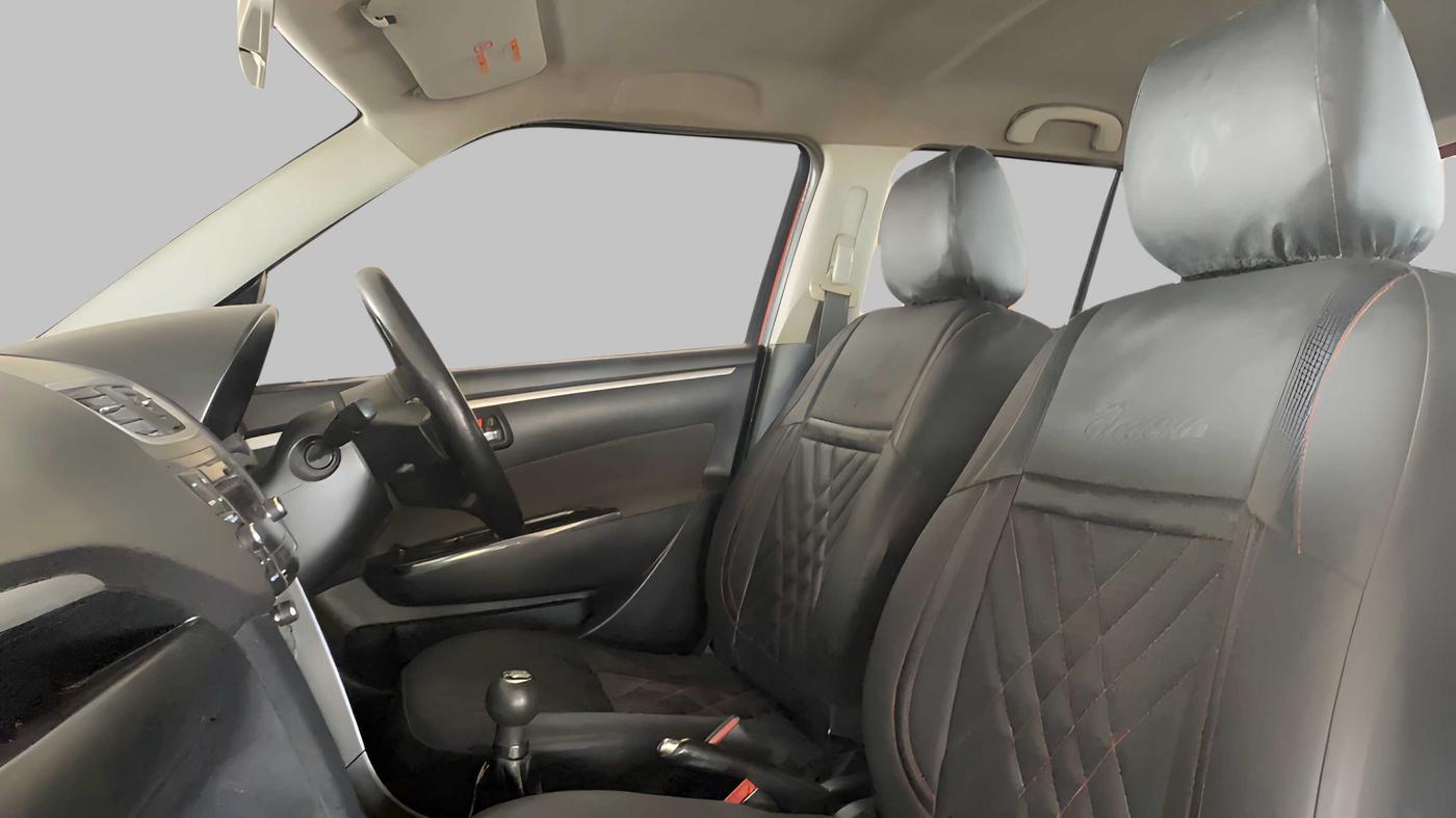 2014 Maruti Swift ZDI, Diesel, Manual, 64,541 km, Right Side Front Door Cabin