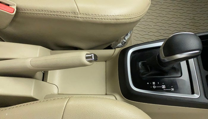 2022 Maruti Dzire ZXI AMT, Petrol, Automatic, 47,778 km, Gear Lever