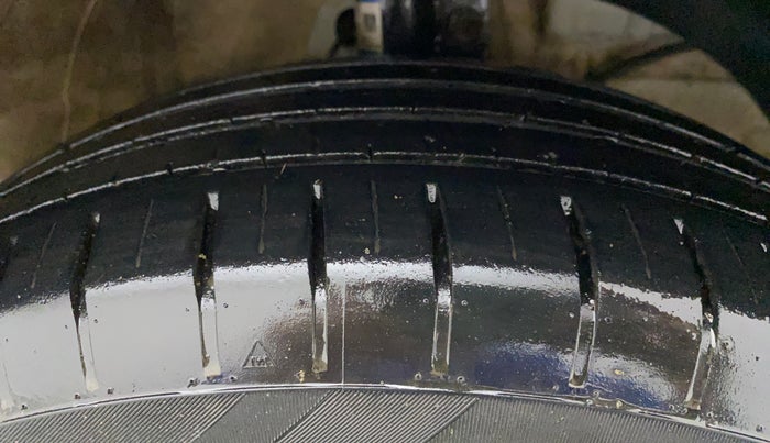 2022 Maruti Dzire ZXI AMT, Petrol, Automatic, 47,778 km, Right Front Tyre Tread