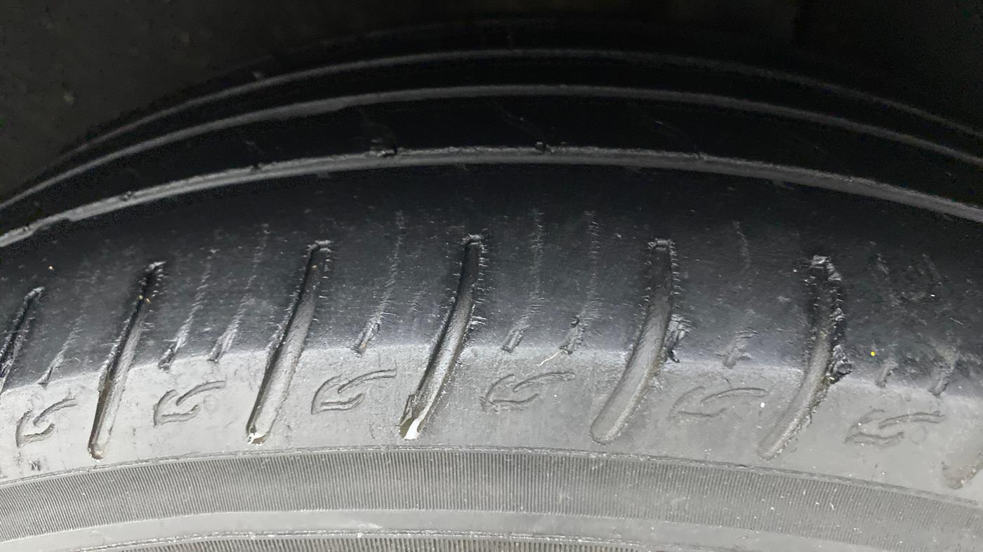 2016 Ford Ecosport TITANIUM 1.5L PETROL AT, Petrol, Automatic, 62,510 km, Left Rear Tyre Tread