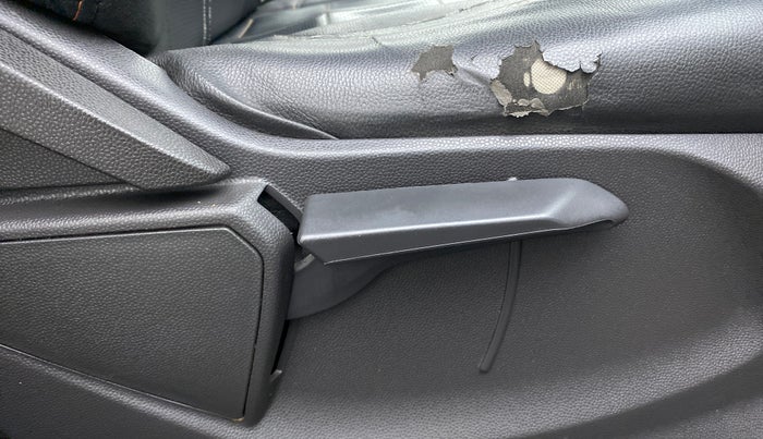 2016 Ford Ecosport TITANIUM 1.5L PETROL AT, Petrol, Automatic, 62,510 km, Driver Side Adjustment Panel