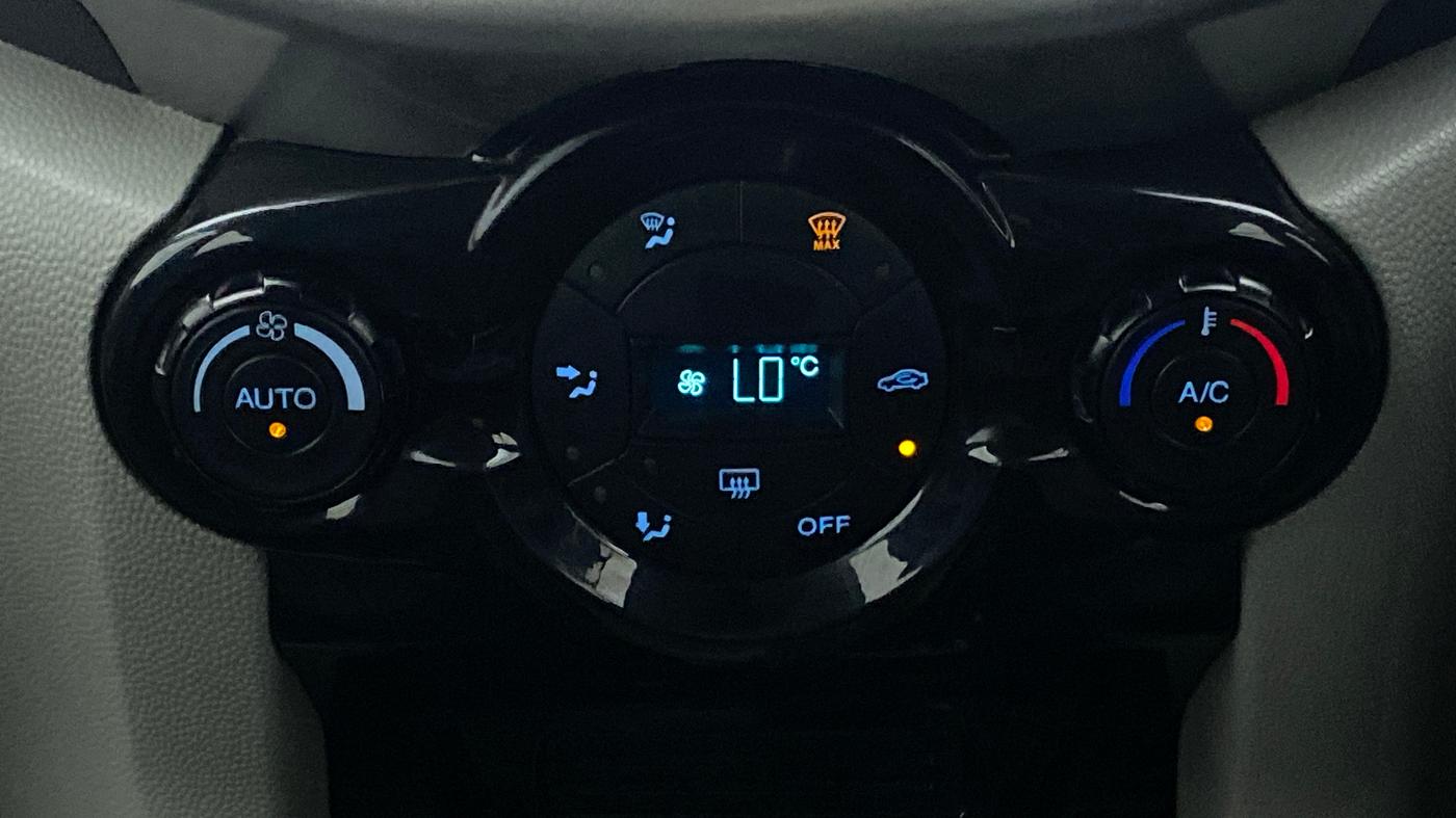 2016 Ford Ecosport TITANIUM 1.5L PETROL AT, Petrol, Automatic, 62,510 km, Automatic Climate Control