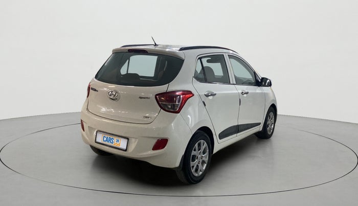 2015 Hyundai Grand i10 SPORTZ 1.1 CRDI, Diesel, Manual, 46,501 km, Right Back Diagonal