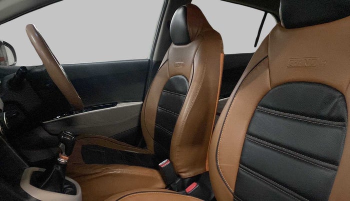 2015 Hyundai Grand i10 SPORTZ 1.1 CRDI, Diesel, Manual, 46,501 km, Right Side Front Door Cabin