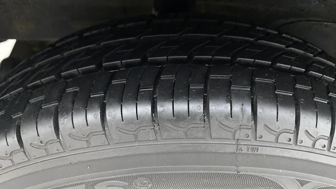 2022 Hyundai NEW SANTRO SPORTZ MT, Petrol, Manual, 2,738 km, Right Rear Tyre Tread