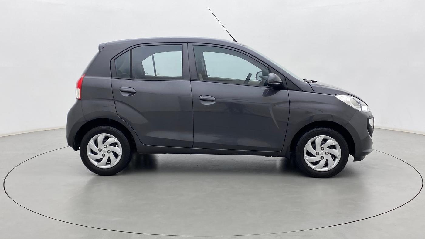 2022 Hyundai NEW SANTRO SPORTZ MT, Petrol, Manual, 2,738 km, Right Side View