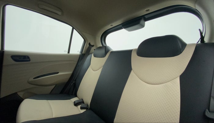 2022 Hyundai NEW SANTRO SPORTZ MT, Petrol, Manual, 2,738 km, Right Side Rear Door Cabin