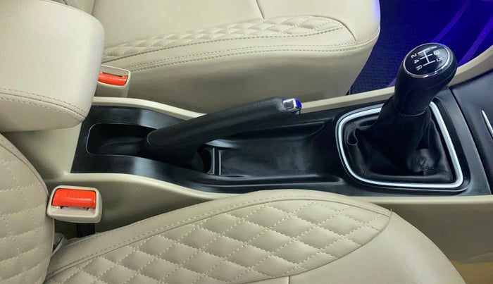 2021 Maruti Ciaz ZETA 1.5 SHVS MT PETROL, Petrol, Manual, 18,326 km, Gear Lever