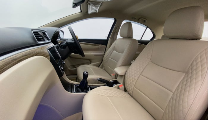 2021 Maruti Ciaz ZETA 1.5 SHVS MT PETROL, Petrol, Manual, 18,326 km, Right Side Front Door Cabin